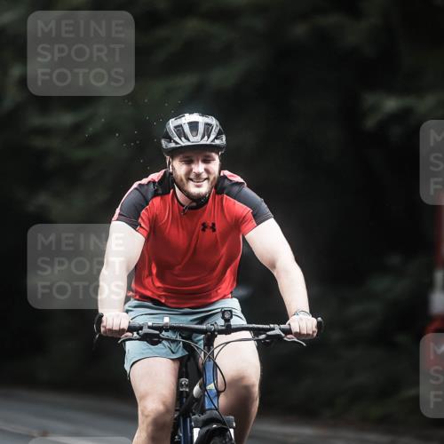 13.09.2026 - Stadtparktriathlon H.Heesch http://msf.ph/oto/10364352 13.09.2026 13:12:33 Radfahren 1205, 1241, 1257, 1271, 1333, 1413 meine-sportfotos.de