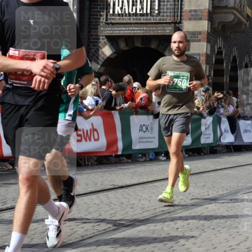 13.09.2026 - 21. swb-Marathon Bremen Strokosch-Dieckow http://msf.ph/oto/10364353 13.09.2026 13:35:10 Ziel 489, 1210, 1967, 2413, 2430, 2525, 2561, 2755, 3181, 3217, 3353, 3380, 3765, 3768, 3842, 5378, 5415, 5684, 6085, 6128, 6168, 6244, 6627, 6655, 6756, 7443, 7462, 8155, 8182, 8493, 8515, 8552, 8623, 8683, 9038, 9788, 9820, 13017, 13018, 13180, 536, 1150, 2003, 2090, 2625, 2866, 3311, 3621, 3916, 4062, 4635, 4985, 5016, 6315, 6320, 6418, 6750, 6837, 7305, 7377, 7703, 8300, 8401, 8530, 8773, 8915, 9526, 9527 meine-sportfotos.de