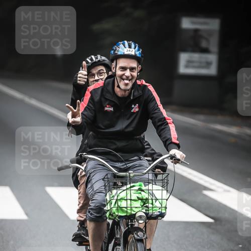13.09.2026 - Stadtparktriathlon H.Heesch http://msf.ph/oto/10364354 13.09.2026 10:10:37 Radfahren 210, 309, 342 meine-sportfotos.de