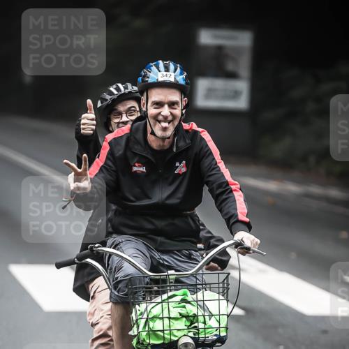 13.09.2026 - Stadtparktriathlon H.Heesch http://msf.ph/oto/10364366 13.09.2026 10:10:38 Radfahren 210, 309, 342 meine-sportfotos.de
