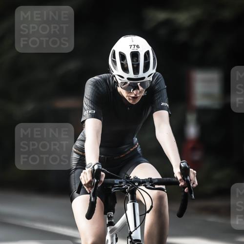 13.09.2026 - Stadtparktriathlon H.Heesch http://msf.ph/oto/10364396 13.09.2026 11:21:11 Radfahren 696, 741, 776, 781 meine-sportfotos.de