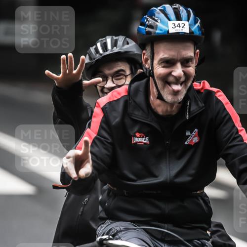 13.09.2026 - Stadtparktriathlon H.Heesch http://msf.ph/oto/10364399 13.09.2026 10:10:39 Radfahren 210, 274, 309, 342 meine-sportfotos.de