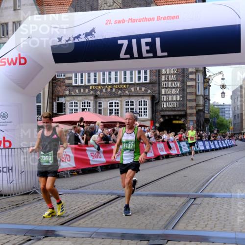 13.09.2026 - 21. swb-Marathon Bremen Tim E. http://msf.ph/oto/10364469 13.09.2026 13:02:03 Ziel 1614, 4696, 4739, 5369, 7950, 9137, 13168 meine-sportfotos.de