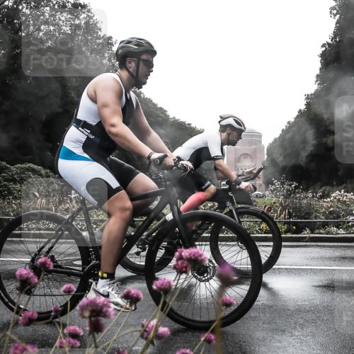 13.09.2026 - Stadtparktriathlon H.Heesch http://msf.ph/oto/10364475 13.09.2026 12:35:57 Radfahren 1033, 1052, 1065, 1075, 1112, 1301 meine-sportfotos.de