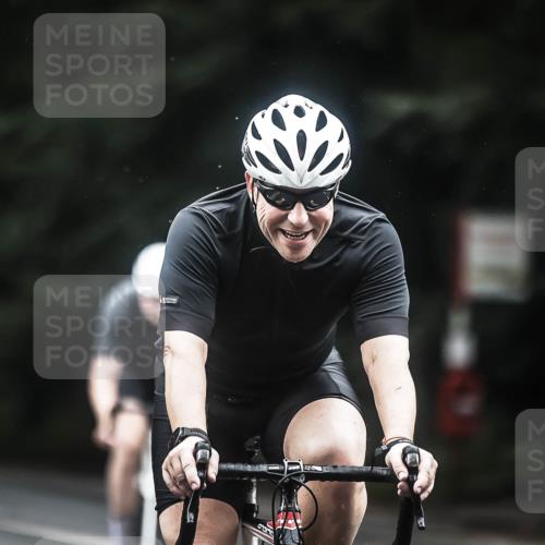 13.09.2026 - Stadtparktriathlon H.Heesch http://msf.ph/oto/10364488 13.09.2026 13:12:41 Radfahren 1218, 1268, 1333, 1346 meine-sportfotos.de