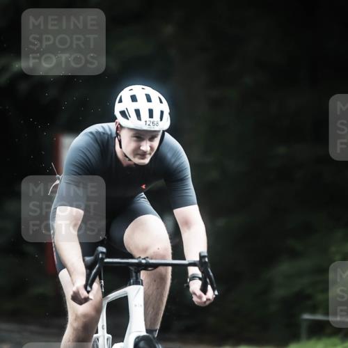 13.09.2026 - Stadtparktriathlon H.Heesch http://msf.ph/oto/10364503 13.09.2026 13:12:42 Radfahren 1218, 1268, 1333, 1346 meine-sportfotos.de