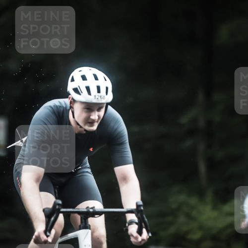 13.09.2026 - Stadtparktriathlon H.Heesch http://msf.ph/oto/10364512 13.09.2026 13:12:42 Radfahren 1218, 1268, 1333, 1346 meine-sportfotos.de
