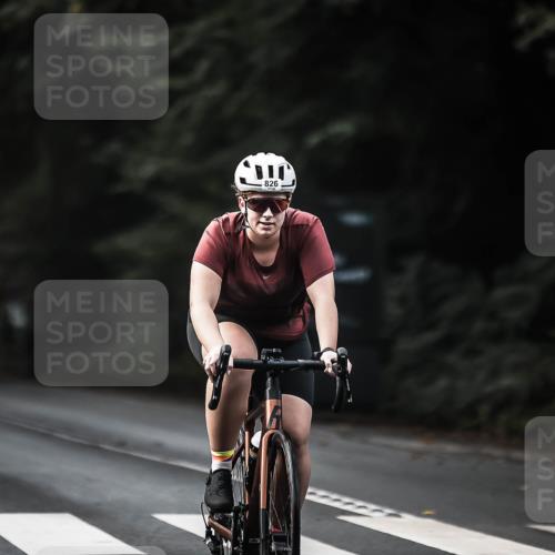 13.09.2026 - Stadtparktriathlon H.Heesch http://msf.ph/oto/10364513 13.09.2026 11:21:22 Radfahren 519, 644, 653, 737, 740, 825, 826, 1800 meine-sportfotos.de
