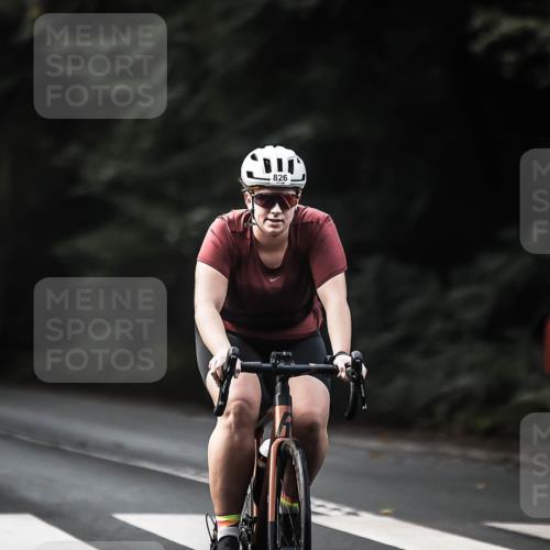 13.09.2026 - Stadtparktriathlon H.Heesch http://msf.ph/oto/10364519 13.09.2026 11:21:22 Radfahren 519, 644, 653, 737, 740, 825, 826, 1800 meine-sportfotos.de