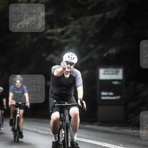 13.09.2026 - Stadtparktriathlon H.Heesch http://msf.ph/oto/10364578 13.09.2026 13:12:49 Radfahren 1225, 1226, 1284, 1297, 1346, 1352 meine-sportfotos.de