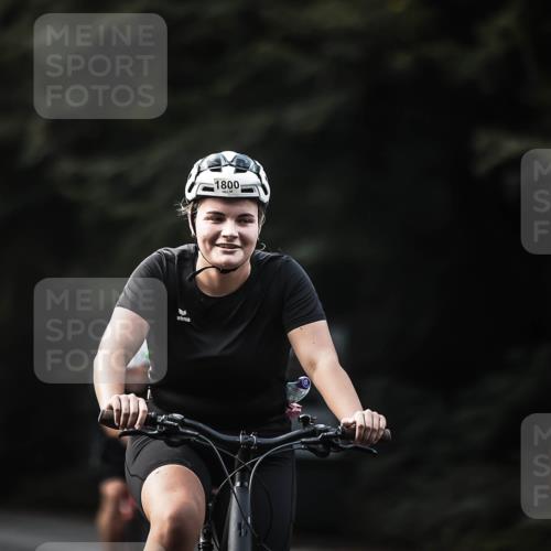 13.09.2026 - Stadtparktriathlon H.Heesch http://msf.ph/oto/10364586 13.09.2026 11:21:24 Radfahren 519, 644, 653, 737, 740, 825, 826, 1800 meine-sportfotos.de