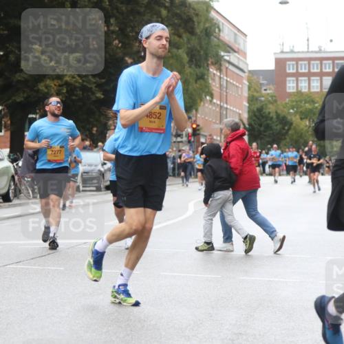 13.09.2026 - Kiel Lauf Markus Tischler http://msf.ph/oto/10364595 13.09.2026 12:00:44 Fleethörn 8135, 7277, 4852, 10745 meine-sportfotos.de