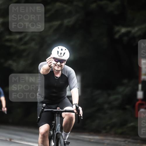 13.09.2026 - Stadtparktriathlon H.Heesch http://msf.ph/oto/10364603 13.09.2026 13:12:50 Radfahren 1225, 1226, 1284, 1297, 1346, 1352 meine-sportfotos.de