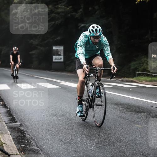 13.09.2026 - Stadtparktriathlon H.Heesch http://msf.ph/oto/10364606 13.09.2026 10:11:05 Radfahren 254, 267, 308, 330 meine-sportfotos.de