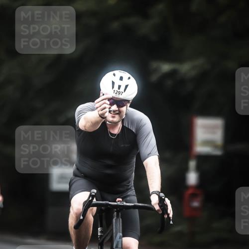 13.09.2026 - Stadtparktriathlon H.Heesch http://msf.ph/oto/10364624 13.09.2026 13:12:50 Radfahren 1225, 1226, 1284, 1297, 1346, 1352 meine-sportfotos.de