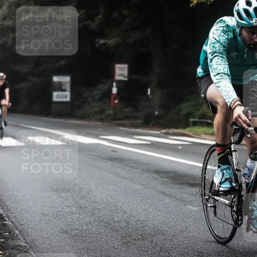 13.09.2026 - Stadtparktriathlon H.Heesch http://msf.ph/oto/10364633 13.09.2026 10:11:06 Radfahren 254, 267, 308, 330 meine-sportfotos.de