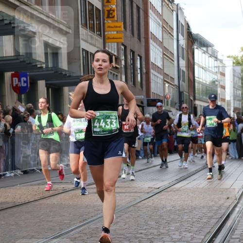 13.09.2026 - 21. swb-Marathon Bremen Strokosch-Dieckow http://msf.ph/oto/10364641 13.09.2026 13:37:16 Ziel 270, 391, 448, 869, 3323, 3627, 3804, 3823, 4155, 4300, 4433, 4628, 5388, 5624, 5738, 5783, 5784, 5791, 6032, 6596, 6795, 6804, 6911, 7003, 7074, 7635, 8315, 8316, 8380, 8439, 8553, 8674, 8748, 8753, 9099, 9441, 10062, 10106, 950, 1180, 1285, 1641, 1849, 1854, 1991, 2241, 2531, 2930, 3122, 3333, 3627, 3732, 3787, 3823, 3894, 3909, 4261, 4410, 4448, 4932, 4947, 5388, 5547, 5577, 5612, 5791, 6046, 6056, 6431, 6629, 6904, 6947, 6961, 7006, 7046, 7571, 8268, 8443, 9701 meine-sportfotos.de