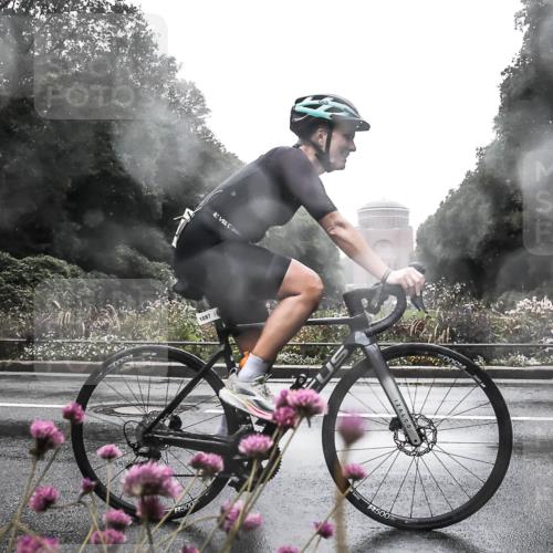 13.09.2026 - Stadtparktriathlon H.Heesch http://msf.ph/oto/10364654 13.09.2026 12:37:10 Radfahren 979, 1087, 1088, 1120, 1137, 1302 meine-sportfotos.de