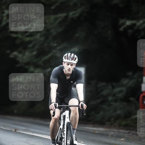 13.09.2026 - Stadtparktriathlon H.Heesch http://msf.ph/oto/10364680 13.09.2026 13:12:52 Radfahren 1225, 1226, 1284, 1297, 1346, 1352 meine-sportfotos.de