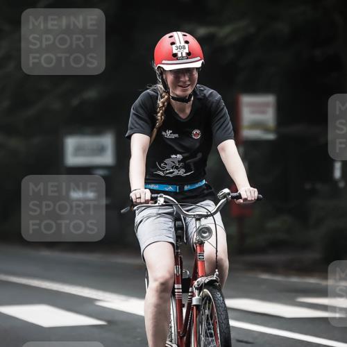 13.09.2026 - Stadtparktriathlon H.Heesch http://msf.ph/oto/10364692 13.09.2026 10:11:10 Radfahren 254, 267, 308 meine-sportfotos.de