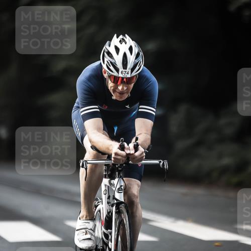 13.09.2026 - Stadtparktriathlon H.Heesch http://msf.ph/oto/10364695 13.09.2026 11:21:31 Radfahren 636, 653, 674, 757 meine-sportfotos.de
