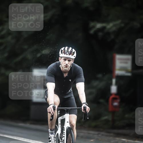 13.09.2026 - Stadtparktriathlon H.Heesch http://msf.ph/oto/10364697 13.09.2026 13:12:52 Radfahren 1225, 1226, 1284, 1297, 1346, 1352 meine-sportfotos.de
