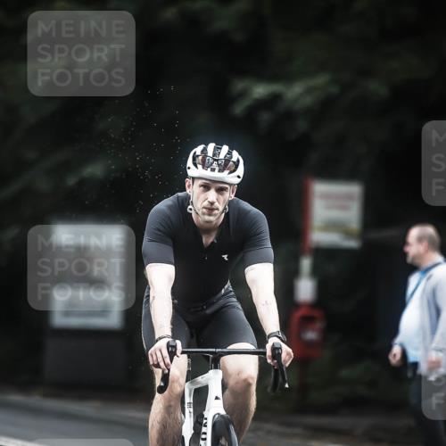 13.09.2026 - Stadtparktriathlon H.Heesch http://msf.ph/oto/10364703 13.09.2026 13:12:52 Radfahren 1225, 1226, 1284, 1297, 1346, 1352 meine-sportfotos.de