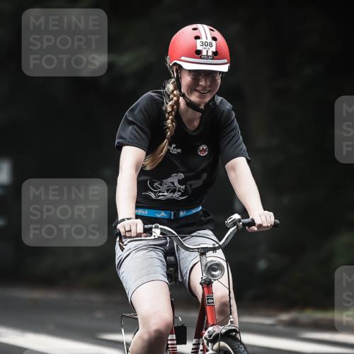 13.09.2026 - Stadtparktriathlon H.Heesch http://msf.ph/oto/10364710 13.09.2026 10:11:10 Radfahren 254, 267, 308 meine-sportfotos.de