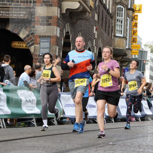 13.09.2026 - 21. swb-Marathon Bremen Strokosch-Dieckow http://msf.ph/oto/10364720 13.09.2026 10:59:39 Ziel 10377, 10492, 10668, 10922, 11086, 11125, 11301, 11302, 11500, 11873, 12118, 12200, 12267, 12295, 12537, 12541, 10236, 10355, 10669, 10691, 10928, 10929, 11054, 11056, 11089, 11194, 11419, 11427, 11501, 11637, 11803, 11904, 12138, 12242, 12243, 12388, 12480 meine-sportfotos.de