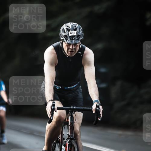 13.09.2026 - Stadtparktriathlon H.Heesch http://msf.ph/oto/10364729 13.09.2026 11:21:33 Radfahren 636, 674, 757 meine-sportfotos.de