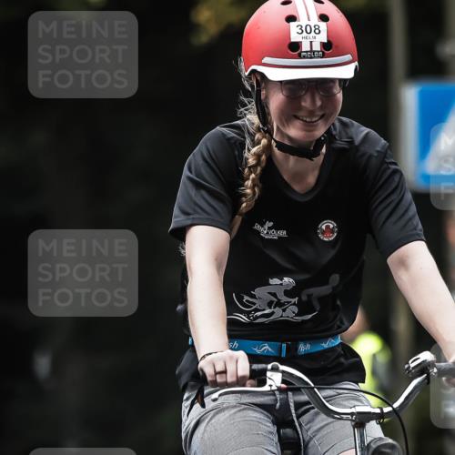 13.09.2026 - Stadtparktriathlon H.Heesch http://msf.ph/oto/10364732 13.09.2026 10:11:10 Radfahren 254, 267, 308 meine-sportfotos.de