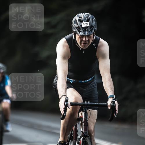 13.09.2026 - Stadtparktriathlon H.Heesch http://msf.ph/oto/10364733 13.09.2026 11:21:33 Radfahren 636, 674, 757 meine-sportfotos.de
