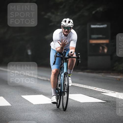 13.09.2026 - Stadtparktriathlon H.Heesch http://msf.ph/oto/10364742 13.09.2026 10:11:16 Radfahren 212 meine-sportfotos.de