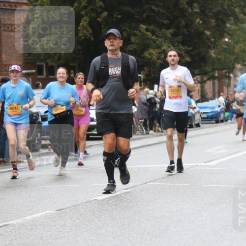 13.09.2026 - Kiel Lauf Markus Tischler http://msf.ph/oto/10364757 13.09.2026 12:01:23 Fleethörn 300, 6843, 10788, 11198, 2797, 5533 meine-sportfotos.de