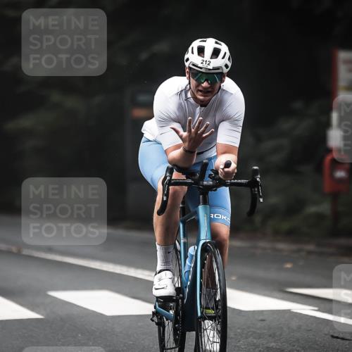 13.09.2026 - Stadtparktriathlon H.Heesch http://msf.ph/oto/10364768 13.09.2026 10:11:17 Radfahren 212 meine-sportfotos.de