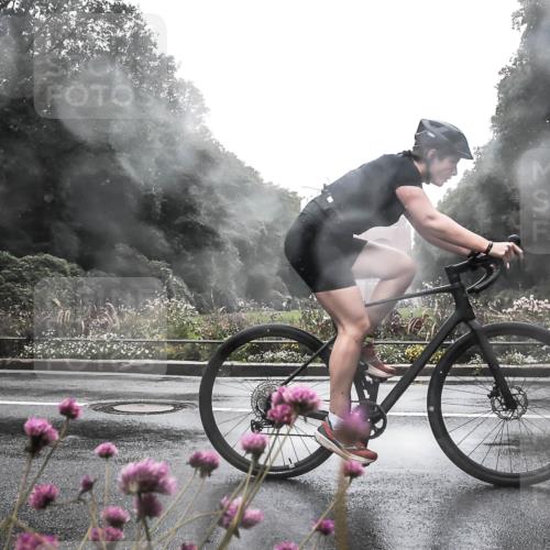 13.09.2026 - Stadtparktriathlon H.Heesch http://msf.ph/oto/10364817 13.09.2026 12:37:54 Radfahren 1076, 1101, 1136, 1232, 1255, 1256 meine-sportfotos.de