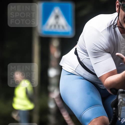 13.09.2026 - Stadtparktriathlon H.Heesch http://msf.ph/oto/10364823 13.09.2026 10:11:18 Radfahren 212 meine-sportfotos.de