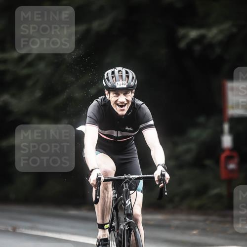 13.09.2026 - Stadtparktriathlon H.Heesch http://msf.ph/oto/10364834 13.09.2026 13:13:01 Radfahren 1339, 1340 meine-sportfotos.de