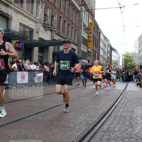13.09.2026 - 21. swb-Marathon Bremen Strokosch-Dieckow http://msf.ph/oto/10364869 13.09.2026 13:37:19 Ziel 270, 391, 448, 581, 3323, 3804, 4155, 4159, 4300, 4433, 4628, 5624, 5738, 5783, 5784, 6032, 6596, 6795, 6804, 6911, 7003, 7074, 7540, 7635, 7985, 8010, 8315, 8316, 8380, 8439, 8553, 8674, 8748, 9099, 9441, 10062, 10106, 270, 391, 869, 950, 1180, 1285, 1854, 1991, 2241, 2531, 2930, 3333, 3627, 3732, 3823, 3894, 3909, 4261, 4410, 4448, 4932, 4947, 5388, 5547, 5577, 5612, 5738, 5791, 6046, 6056, 6431, 6629, 6904, 6947, 6961, 7006, 7571, 8268, 8443, 9701 meine-sportfotos.de