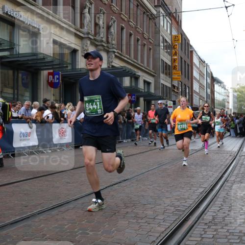 13.09.2026 - 21. swb-Marathon Bremen Strokosch-Dieckow http://msf.ph/oto/10364893 13.09.2026 13:37:19 Ziel 270, 391, 448, 581, 3323, 3804, 4155, 4159, 4300, 4433, 4628, 5624, 5738, 5783, 5784, 6032, 6596, 6795, 6804, 6911, 7003, 7074, 7540, 7635, 7985, 8010, 8315, 8316, 8380, 8439, 8553, 8674, 8748, 9099, 9441, 10062, 10106, 270, 391, 869, 950, 1180, 1285, 1854, 1991, 2241, 2531, 2930, 3333, 3627, 3732, 3823, 3894, 3909, 4261, 4410, 4448, 4932, 4947, 5388, 5547, 5577, 5612, 5738, 5791, 6046, 6056, 6431, 6629, 6904, 6947, 6961, 7006, 7571, 8268, 8443, 9701 meine-sportfotos.de
