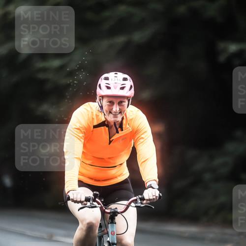 13.09.2026 - Stadtparktriathlon H.Heesch http://msf.ph/oto/10364929 13.09.2026 13:13:09 Radfahren 1192, 1316, 1339, 1386, 1402 meine-sportfotos.de