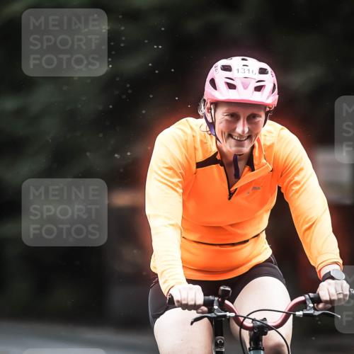 13.09.2026 - Stadtparktriathlon H.Heesch http://msf.ph/oto/10364951 13.09.2026 13:13:09 Radfahren 1192, 1316, 1339, 1386, 1402 meine-sportfotos.de