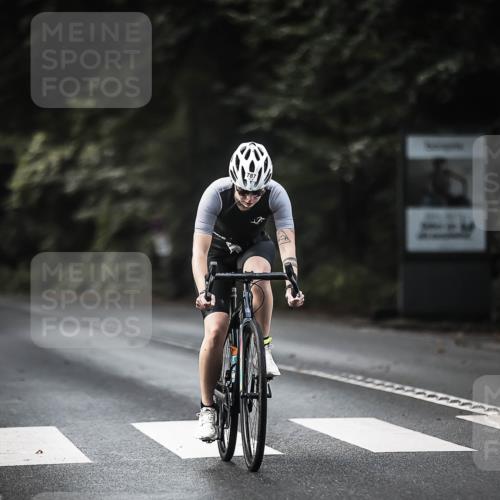 13.09.2026 - Stadtparktriathlon H.Heesch http://msf.ph/oto/10364978 13.09.2026 11:21:54 Radfahren 622, 787 meine-sportfotos.de