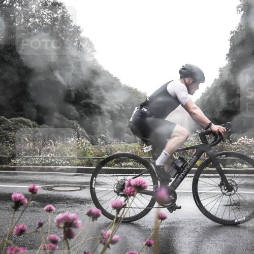 13.09.2026 - Stadtparktriathlon H.Heesch http://msf.ph/oto/10364981 13.09.2026 12:38:36 Radfahren 1105, 1133, 1176, 1282 meine-sportfotos.de