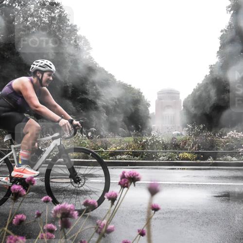 13.09.2026 - Stadtparktriathlon H.Heesch http://msf.ph/oto/10364999 13.09.2026 12:38:40 Radfahren 1133, 1154, 1176 meine-sportfotos.de
