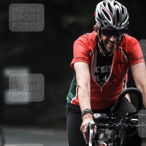 13.09.2026 - Stadtparktriathlon H.Heesch http://msf.ph/oto/10365011 13.09.2026 10:11:32 Radfahren 253, 271, 273, 296, 324 meine-sportfotos.de
