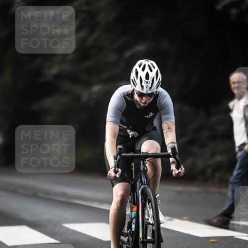 13.09.2026 - Stadtparktriathlon H.Heesch http://msf.ph/oto/10365012 13.09.2026 11:21:55 Radfahren 622, 787 meine-sportfotos.de