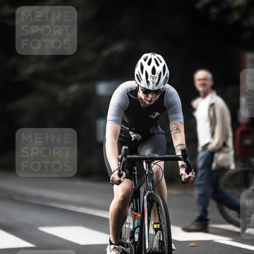 13.09.2026 - Stadtparktriathlon H.Heesch http://msf.ph/oto/10365019 13.09.2026 11:21:55 Radfahren 622, 787 meine-sportfotos.de
