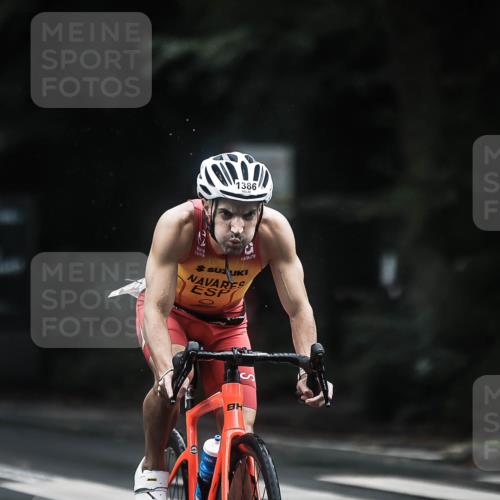 13.09.2026 - Stadtparktriathlon H.Heesch http://msf.ph/oto/10365037 13.09.2026 13:13:15 Radfahren 1192, 1323, 1377, 1386, 1402, 1420 meine-sportfotos.de