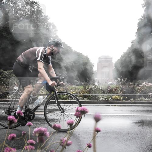 13.09.2026 - Stadtparktriathlon H.Heesch http://msf.ph/oto/10365050 13.09.2026 12:38:57 Radfahren 1109, 1273 meine-sportfotos.de